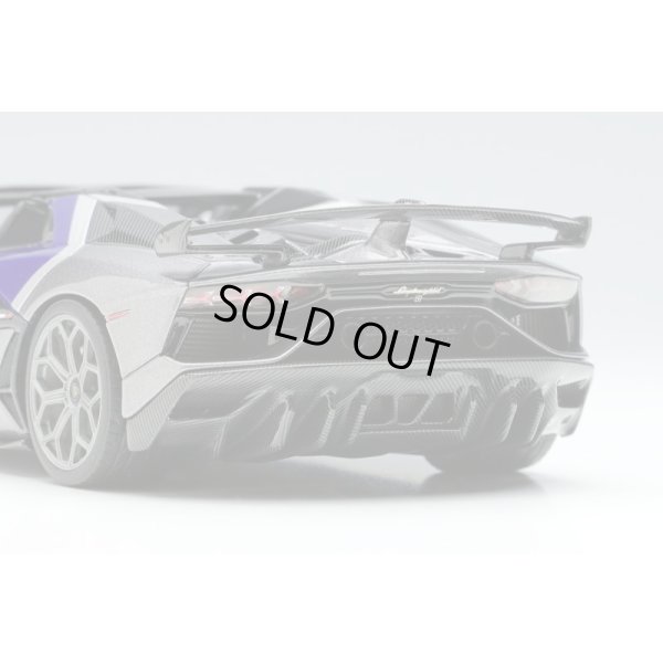 画像8: EIDOLON COLLECTION 1/43 Lamborghini Aventador SVJ Roadster 2020 Ad Personam 2 tone paint Viola Hestia/Grigio Lynx