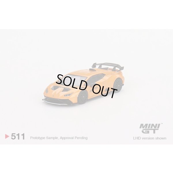 画像2: MINI GT 1/64 Lamborghini Huracán STO Borealis Orange (LHD)