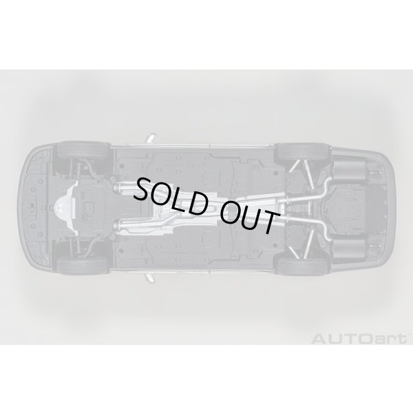 画像8: AUTOart 1/18 Toyota Century Special Edition (Radiant Silver Metallic) 精華 ＜せいか＞