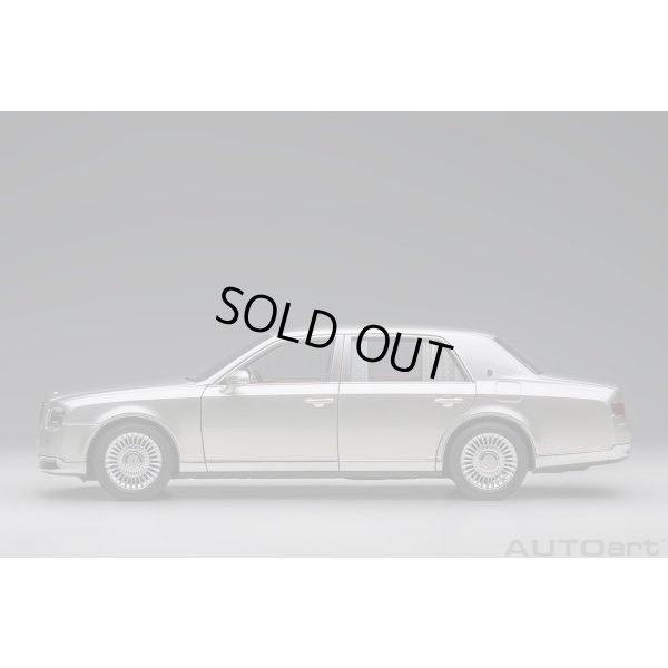 画像3: AUTOart 1/18 Toyota Century Special Edition (Radiant Silver Metallic) 精華 ＜せいか＞
