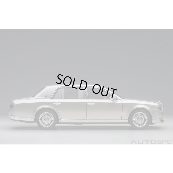 画像4: AUTOart 1/18 Toyota Century Special Edition (Radiant Silver Metallic) 精華 ＜せいか＞