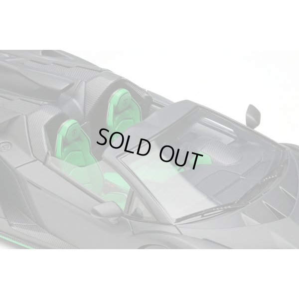画像9: EIDOLON COLLECTION 1/43 Lamborghini Veneno Roadster 2015 Matte Black Limited 80 pcs.
