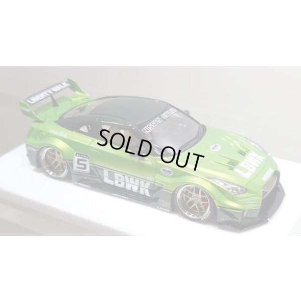 画像10: EIDOLON 1/43 LB-Silhouette WORKS GT 35GT-RR Giallo Verde Pearl / Dark Green Two-Tone color Limited 35 pcs.