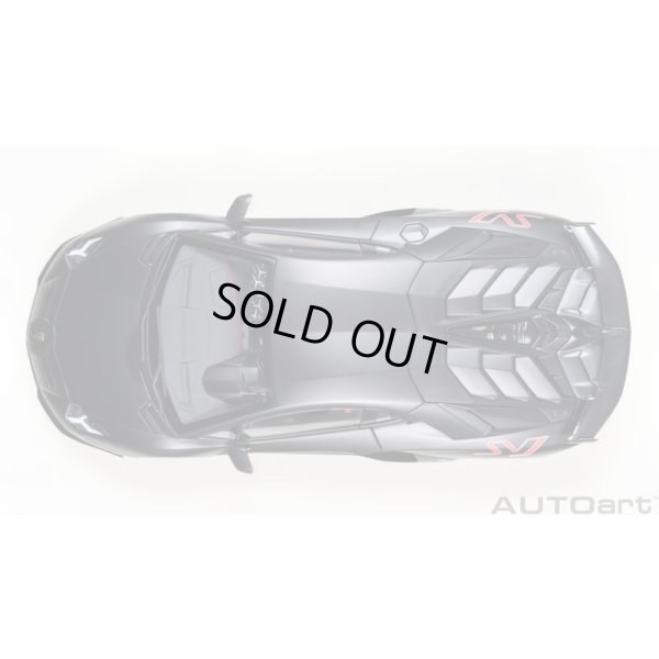 画像7: AUTOart 1/18 Lamborghini Aventador SVJ (Nero Nemesis)