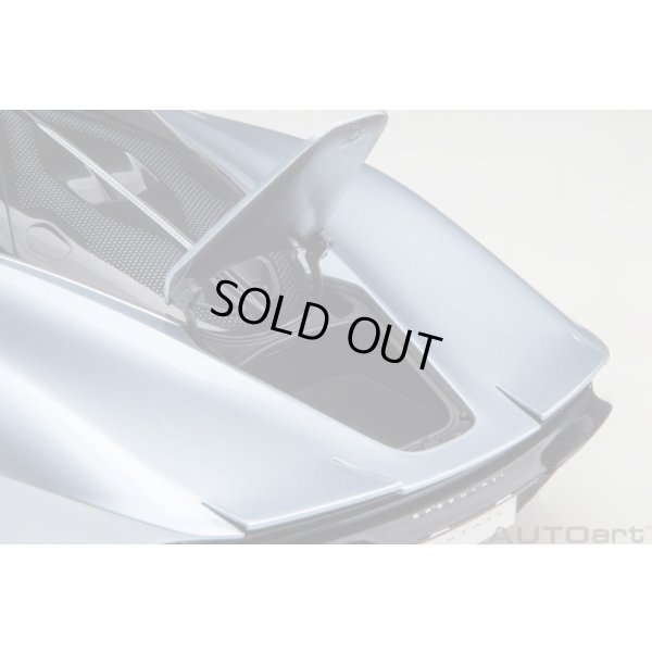 画像17: AUTOart 1/18 McLaren Speedtail (Frozen Blue)