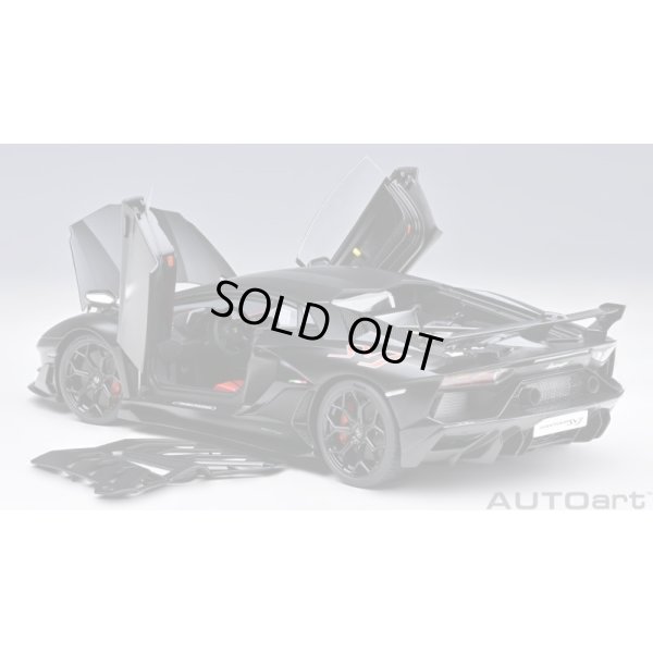 画像15: AUTOart 1/18 Lamborghini Aventador SVJ (Nero Nemesis)