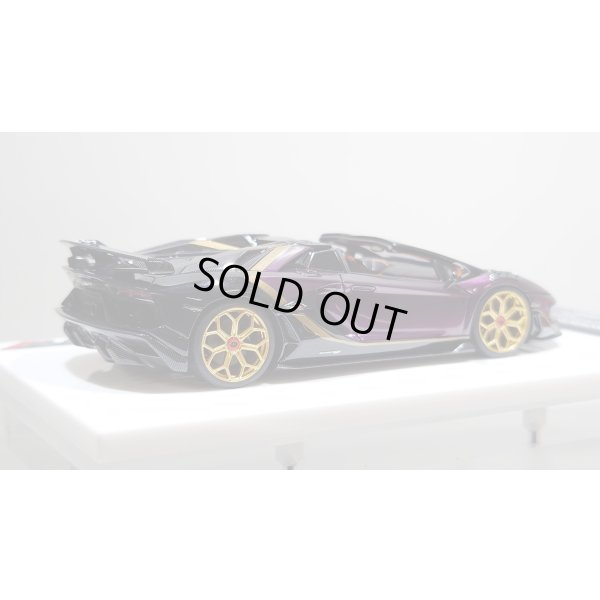 画像7: EIDOLON 1/43 Lamborghini Aventador SVJ Roadster 2020 2 tone paint Alba Cielo / Metallic Black Limited 35 pcs.