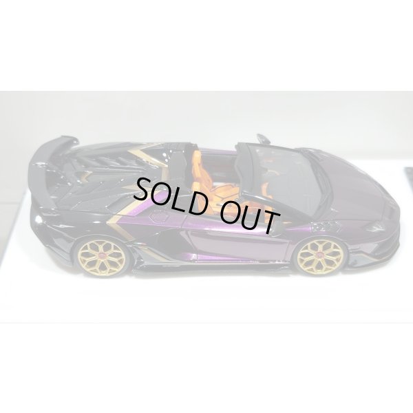 画像8: EIDOLON 1/43 Lamborghini Aventador SVJ Roadster 2020 2 tone paint Alba Cielo / Metallic Black Limited 35 pcs.