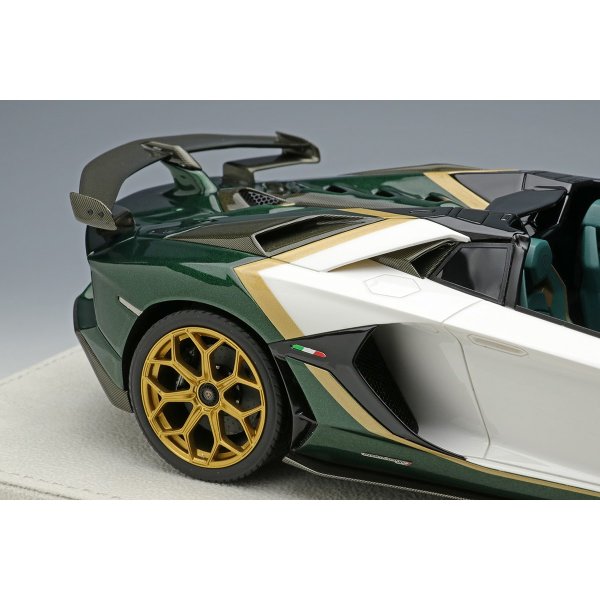 画像9: EIDOLON 1/18 Lamborghini Aventador SVJ Roadster 2020 Ad Personam 2 tone paint Pearl White / Verde Hydra Limited 100 pcs.