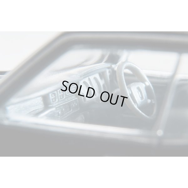 画像9: TOMYTEC 1/64 Limited Vintage NEO Nissan Gloria 4-Door HT F Type 2800 Brougham (Black) '78