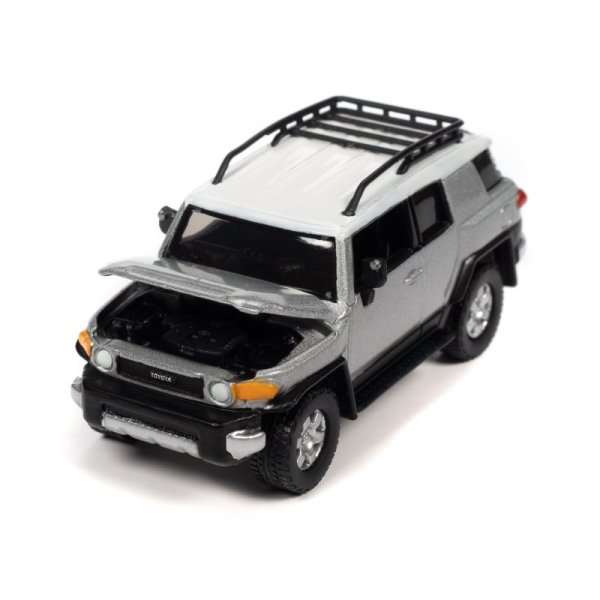 画像6: JOHNNY LIGHTNING 1/64 2007 Toyota FJ Cruiser Titanium Silver