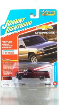 JOHNNY LIGHTNING 1/64 2002 Chevy Silverado Dark Red