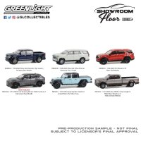 GREEN LiGHT 1/64 Showroom Floor Series 4