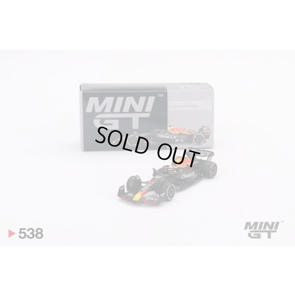 画像1: MINI GT 1/64 Oracle Red Bull Racing RB18 #11 Sergio Pérez 2022 Abu Dhabi Grand Prix 3rd Place Sergio Perez
