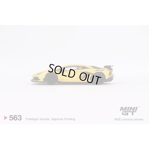 画像4: MINI GT 1/64 Lamborghini Aventador SVJ Giallo Orion (Yellow) (RHD)
