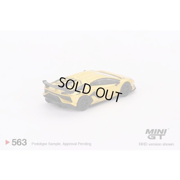 画像3: MINI GT 1/64 Lamborghini Aventador SVJ Giallo Orion (Yellow) (RHD)