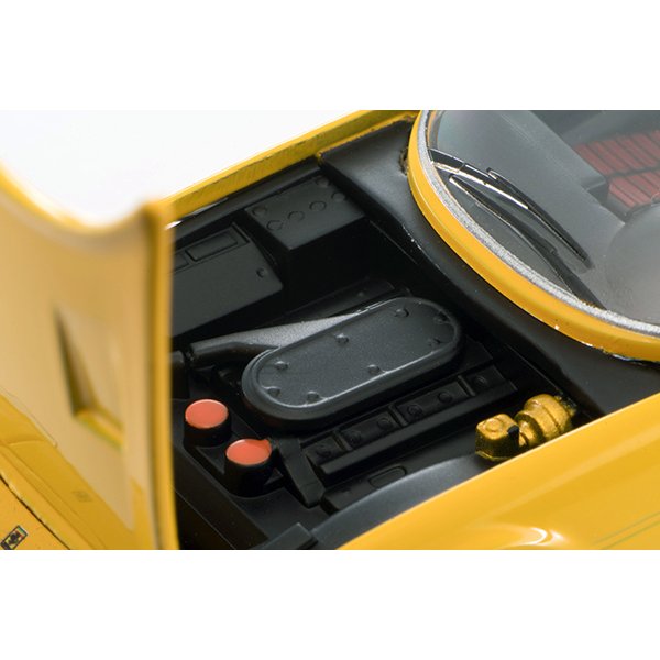 画像8: TOMYTEC 1/64 Limited Vintage TLV Ferrari 365 GTS4 (Yellow)