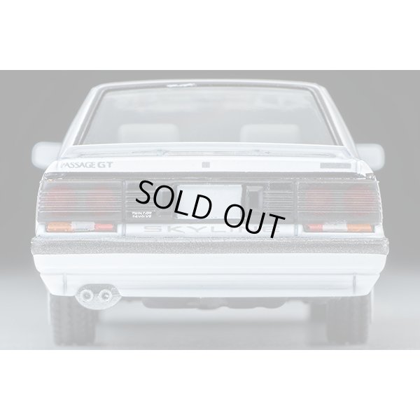 画像6: TOMYTEC 1/64 Limited Vintage NEO Nissan Skyline 4-door HT GT Passage Twin Cam 24V (White) '87