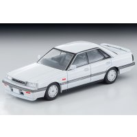 TOMYTEC 1/64 Limited Vintage NEO Nissan Skyline 4-door HT GT Passage Twin Cam 24V (White) '87