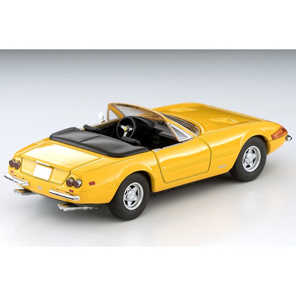 画像2: TOMYTEC 1/64 Limited Vintage TLV Ferrari 365 GTS4 (Yellow)