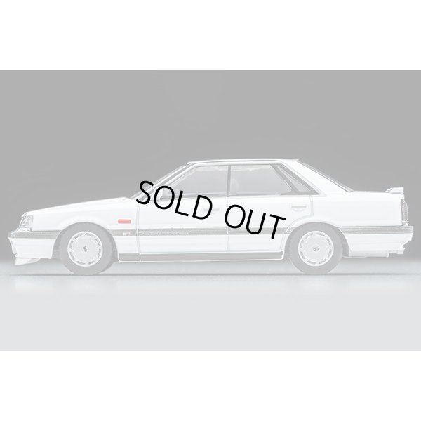 画像3: TOMYTEC 1/64 Limited Vintage NEO Nissan Skyline 4-door HT GT Passage Twin Cam 24V (White) '87
