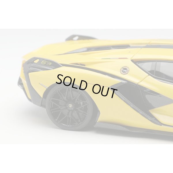 画像7: EIDOLON COLLECTION 1/43 Lamborghini Sian FKP 37 2019 Giallo Inti Limited 60 pcs.
