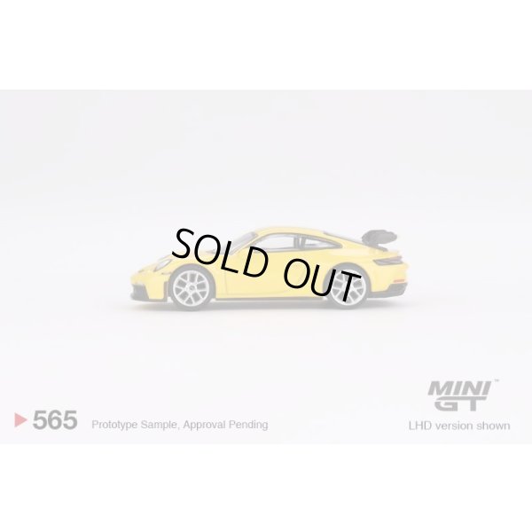 画像4: MINI GT 1/64 Porsche 911 (992) GT3 Racing Yellow (LHD)