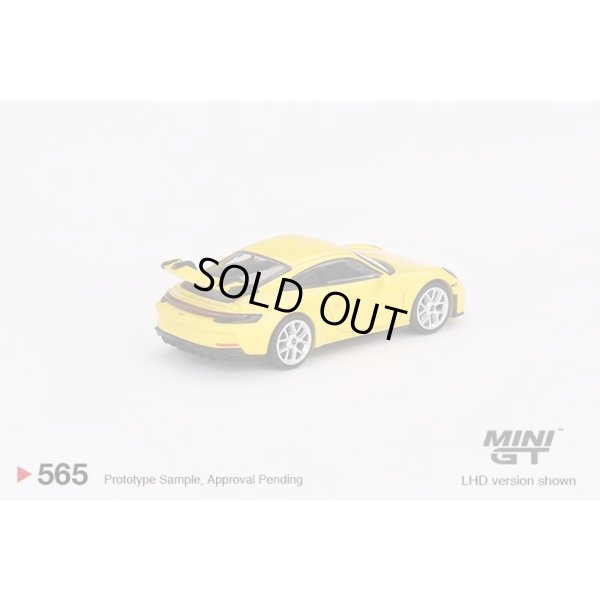 画像3: MINI GT 1/64 Porsche 911 (992) GT3 Racing Yellow (LHD)