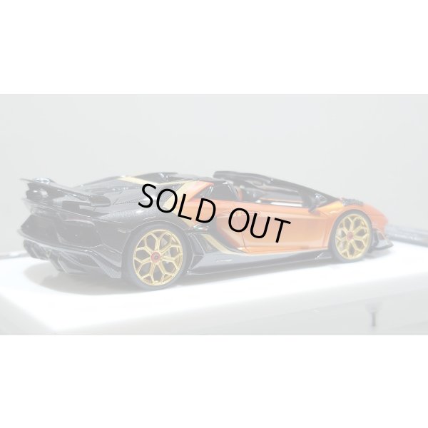 画像7: EIDOLON 1/43 Lamborghini Aventador SVJ Roadster 2020 2 tone paint Arancio Pearl / Gunmetallic Limited 35 pcs.
