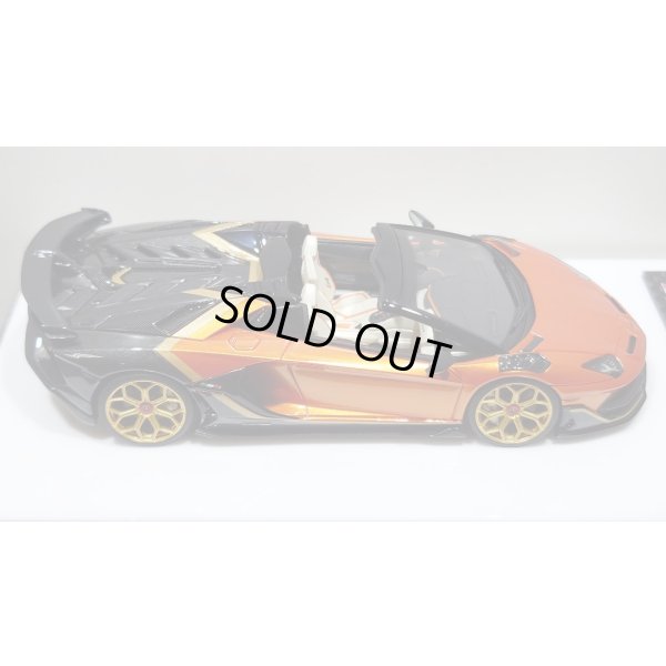 画像8: EIDOLON 1/43 Lamborghini Aventador SVJ Roadster 2020 2 tone paint Arancio Pearl / Gunmetallic Limited 35 pcs.
