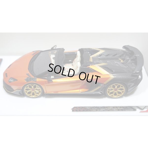 画像4: EIDOLON 1/43 Lamborghini Aventador SVJ Roadster 2020 2 tone paint Arancio Pearl / Gunmetallic Limited 35 pcs.