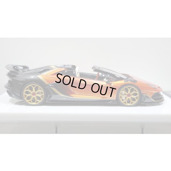 画像6: EIDOLON 1/43 Lamborghini Aventador SVJ Roadster 2020 2 tone paint Arancio Pearl / Gunmetallic Limited 35 pcs.