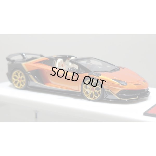 画像5: EIDOLON 1/43 Lamborghini Aventador SVJ Roadster 2020 2 tone paint Arancio Pearl / Gunmetallic Limited 35 pcs.