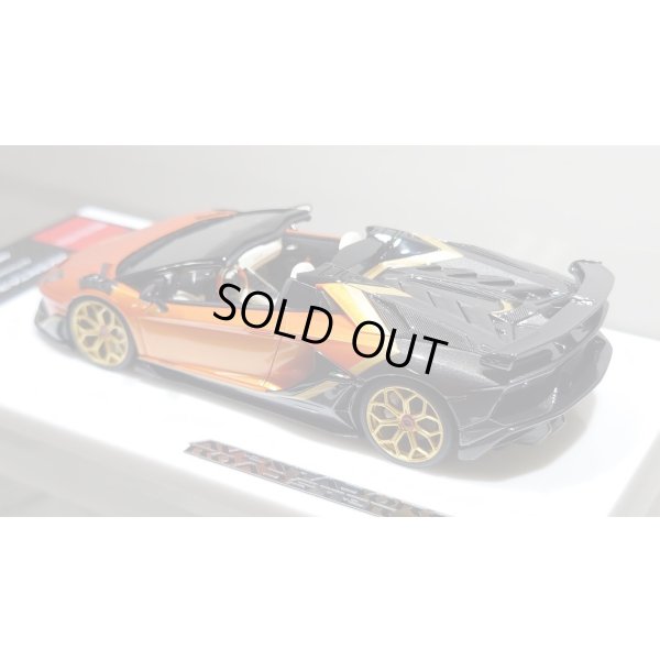 画像12: EIDOLON 1/43 Lamborghini Aventador SVJ Roadster 2020 2 tone paint Arancio Pearl / Gunmetallic Limited 35 pcs.