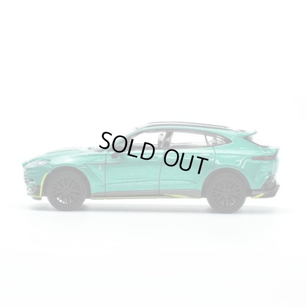 画像3: POP RACE 1/64 ASTON MARTIN DBX RACING GREEN