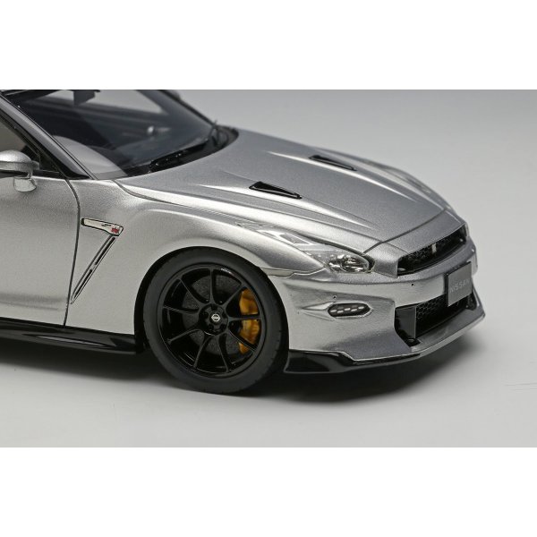 画像6: EIDOLON 1/43 NISSAN GT-R Track edition engineered by NISMO T-spec 2024 Ultimate Metal Silver Limited 50 pcs,