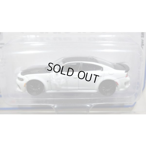 画像4: auto world 1/64 2021 Dodge Charger White Knuckle/Black
