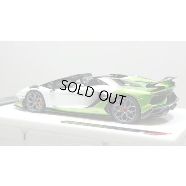 画像3: EIDOLON 1/43 Lamborghini Aventador SVJ Roadster 2020 2 tone paint Pearl White / Giallo Verde Pearl Limited 35 pcs.