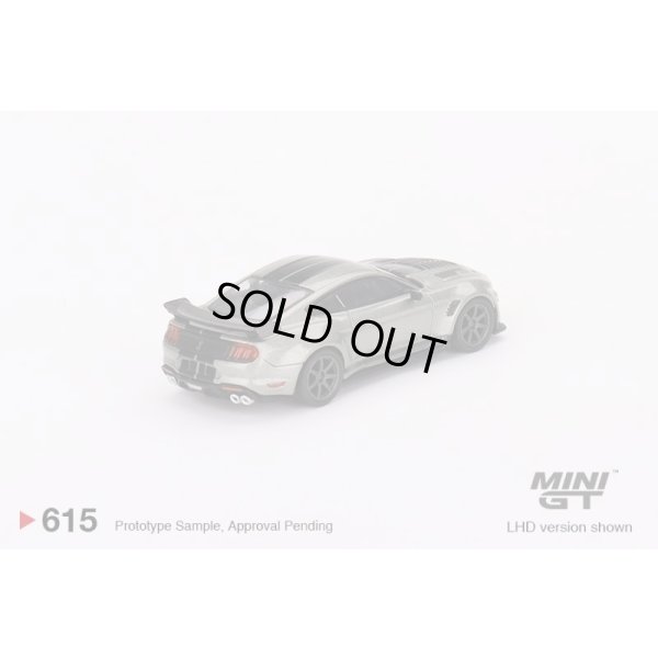画像2: MINI GT 1/64 Shelby GT500 SE Widebody Pepper Gray Metallic (LHD)