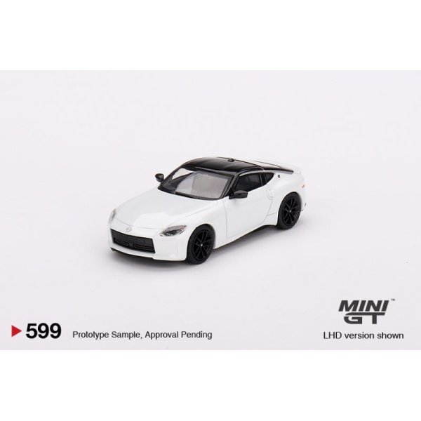 画像1: MINI GT 1/64 Nissan Z Performance 2023 Everest White (LHD) ※ブリスターパッケージ