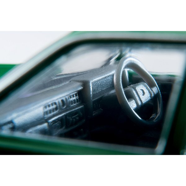 画像9: TOMYTEC 1/64 Limited Vintage NEO Nissan Cedric Wagon 東京無線タクシー