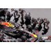 画像2: MINI GT 1/64 Oracle Red Bull Racing RB18 2022 Winner Car #1 Abu Dhabi Grand Prix Max Verstappen Pit Crew Set (2)