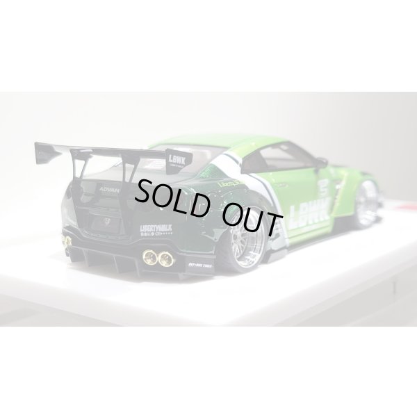 画像10: EIDOLON 1/43 LB WORKS GT-R Type 2 Racing spec Giallo Verde Pearl and Dark Green Tow-tone color Limited 35 pcs.