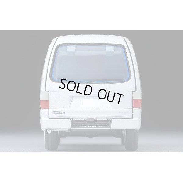 画像6: TOMYTEC 1/64 Limited Vintage NEO Mazda Bongo Brony Van Low Floor 5 Door GL (Silver) '04