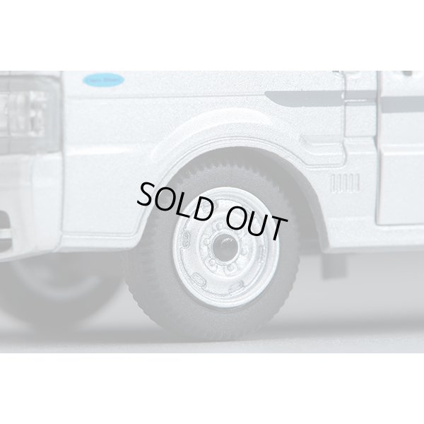 画像8: TOMYTEC 1/64 Limited Vintage NEO Mazda Bongo Brony Van Low Floor 5 Door GL (Silver) '04