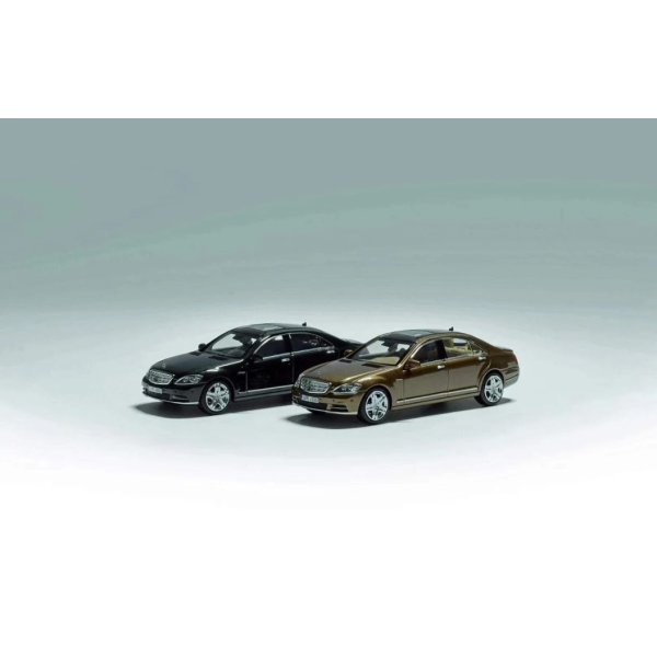 画像6: MOTORHELIX 1:64 Mercedes Benz S Class S600L W221 Dark Green/Black Interior