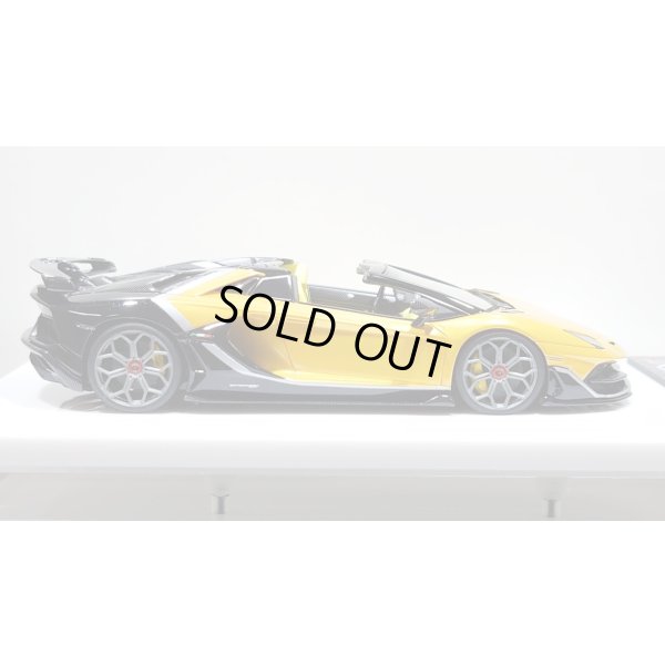 画像6: EIDOLON 1/43 Lamborghini Aventador SVJ Roadster 2020 2 tone paint Grande Giallo pearl / Metallic Black Limited 37 pcs.
