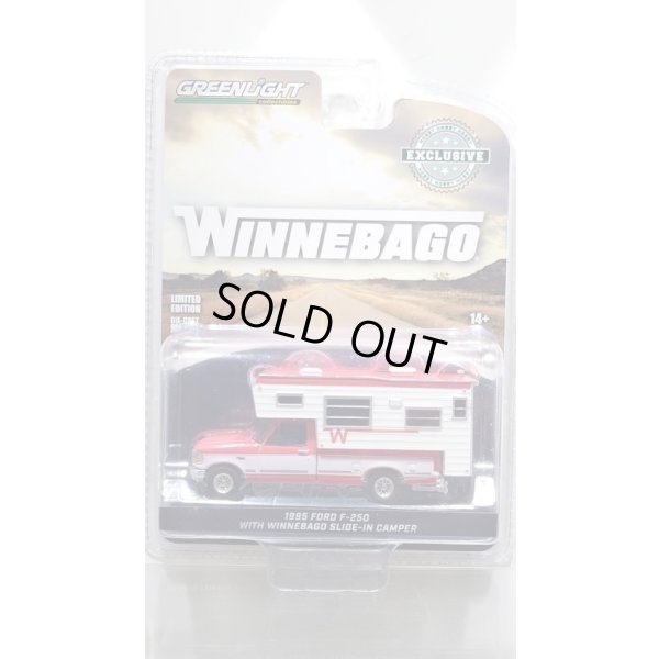 画像2: GREEN LiGHT EXCLUSIVE 1/64 1995 Ford F-250 Long Bed with Winnebago Slide-In Camper - Bright Red and Oxford White