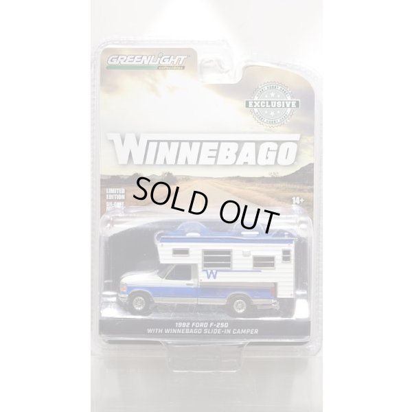 画像2: GREEN LiGHT EXCLUSIVE 1/64 1992 Ford F-250 Long Bed with Winnebago Slide-In Camper - Medium Silver Metallic and Bright