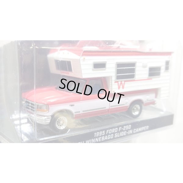画像4: GREEN LiGHT EXCLUSIVE 1/64 1995 Ford F-250 Long Bed with Winnebago Slide-In Camper - Bright Red and Oxford White